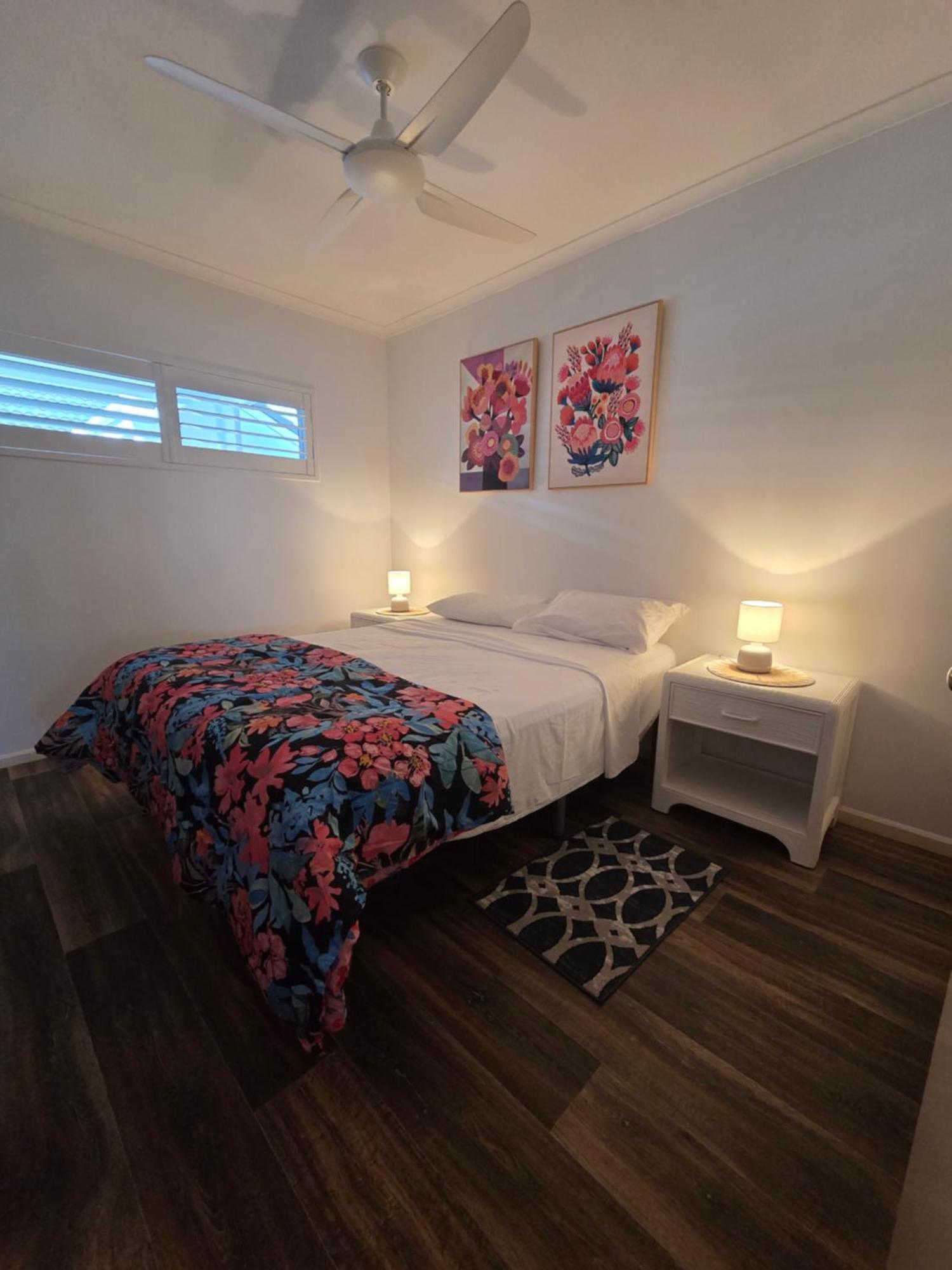 Villa Vaucluse Apartments Cairns Exterior photo